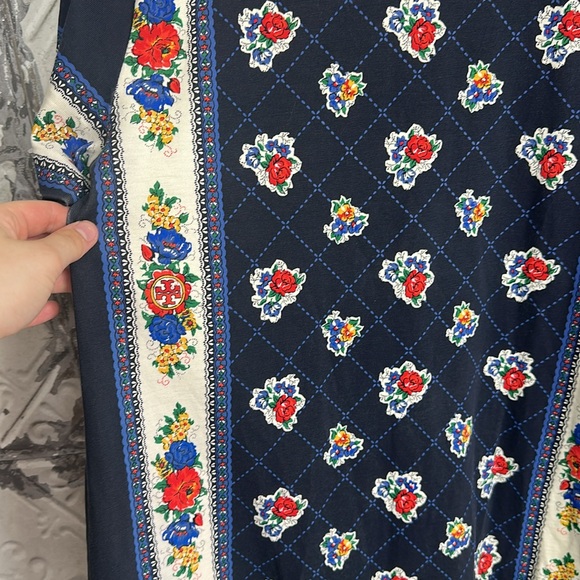 Tory Burch floral patterned Tshirt dress - Picture 4 of 9